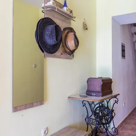 Casa de Férias Two-bedroom In Pula