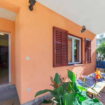 Beautiful Home In Pula With Wifi * Pula