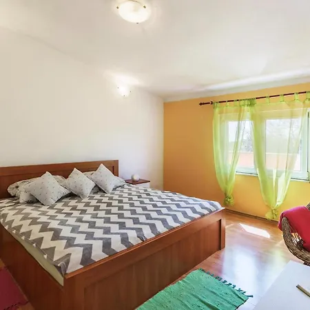 Two-bedroom In * Пула